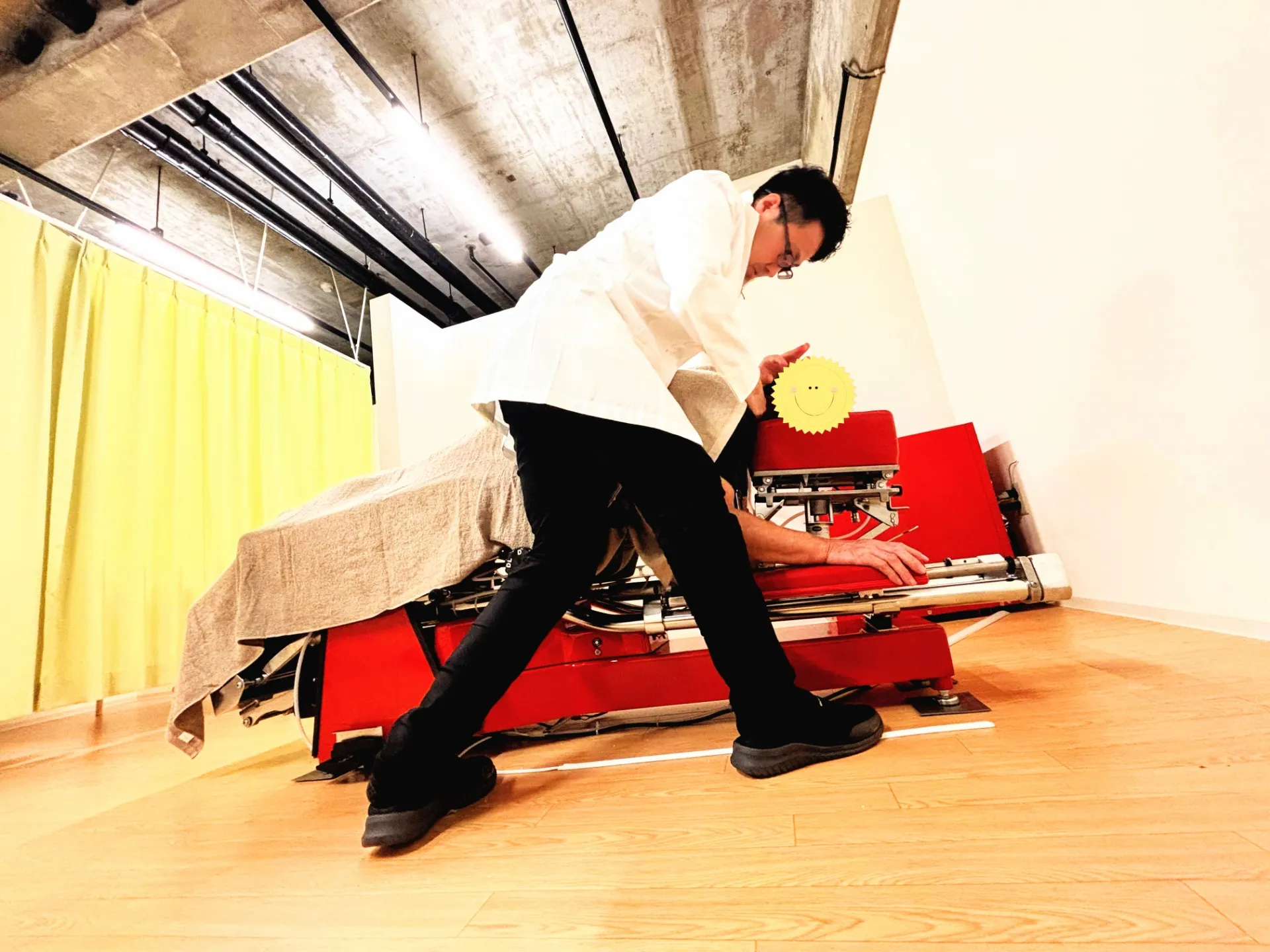 全身骨格矯正の動画になります。